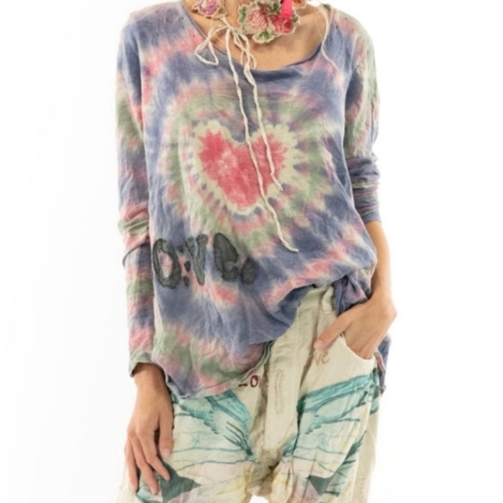 Magnolia Pearl “Love” Tie Dye Appliqué Dylan tee